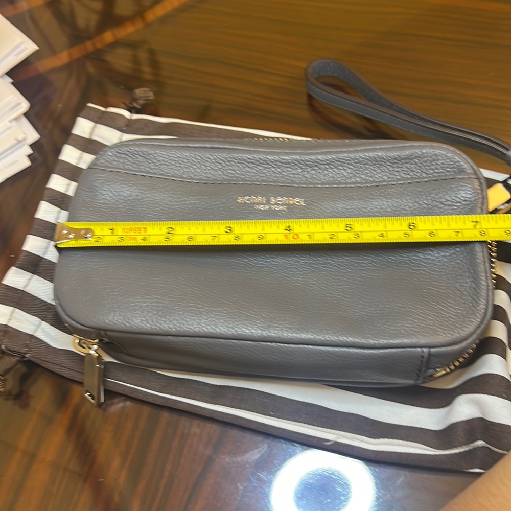 Henri Bendel, wristlet wallet